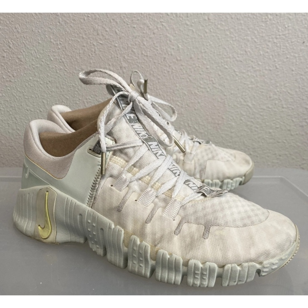Nike Free Metcon 5 PRM Women’s 9 1/2 Summit White/ Light Lemon Twist Lime - Picture 2 of 11